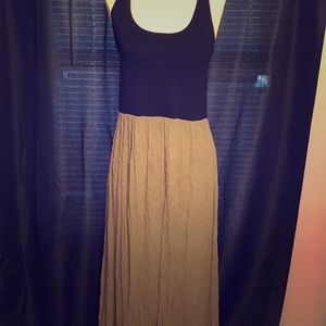 Lou & Grey black and green maxi. Size L